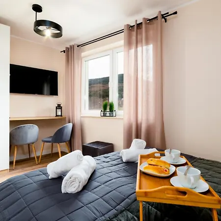 Wonder - W Malowniczej Okolicy, Z Balkonami I Widokiem Na Gory Apartamento *