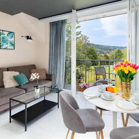 Wonder - W Malowniczej Okolicy, Z Balkonami I Widokiem Na Gory Karpacz