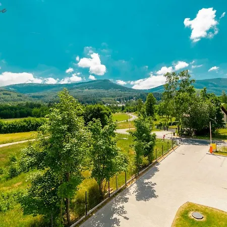 Wonder - W Malowniczej Okolicy, Z Balkonami I Widokiem Na Gory *